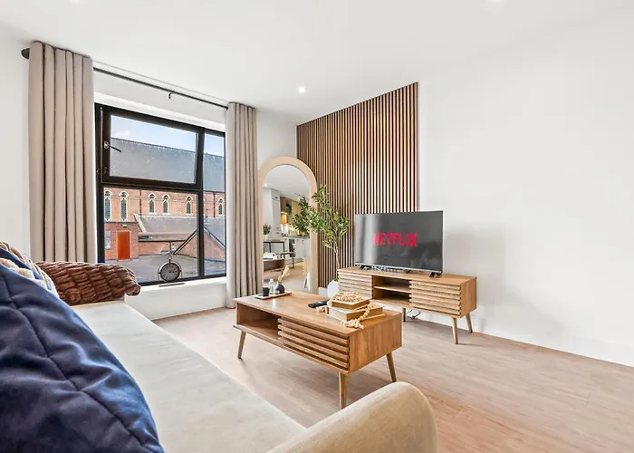 Modern Cosy 1-Bed, Sleeps 6, Central, Netflix