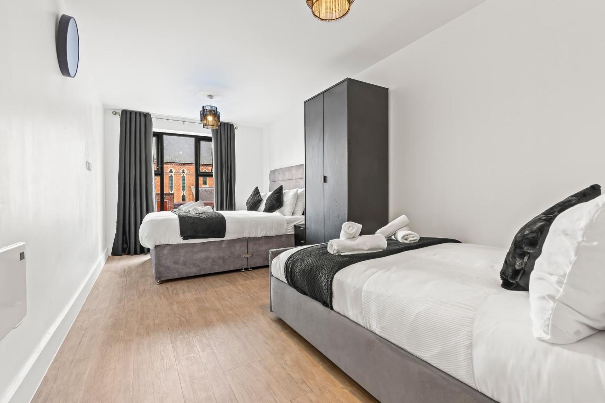Apartment Modern Cosy 1-bed, Sleeps 6, Central, Netflix *